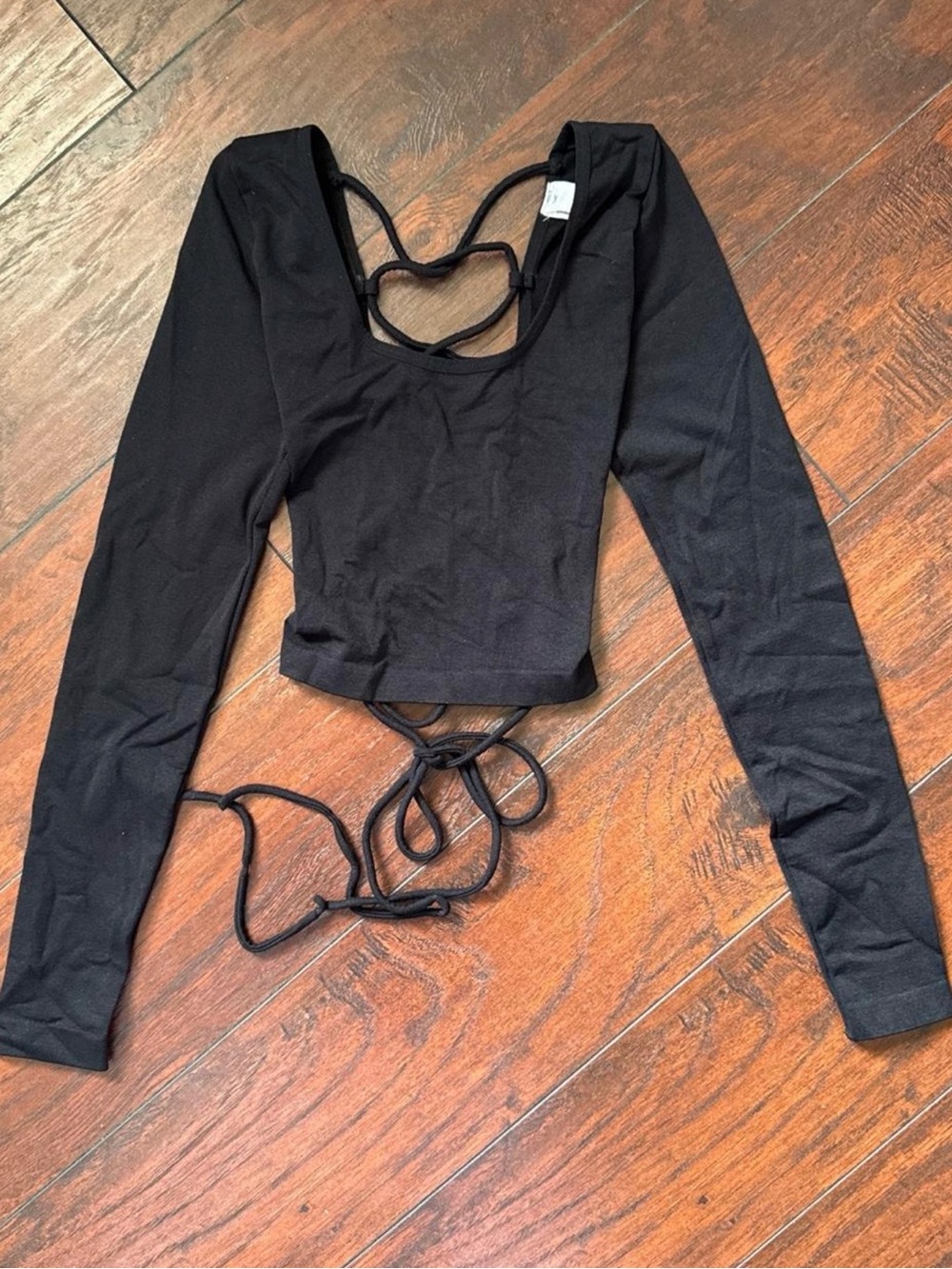 Forever 21 Black Long-Sleeve Lace-Up Crop Top - Picture 2 of 3